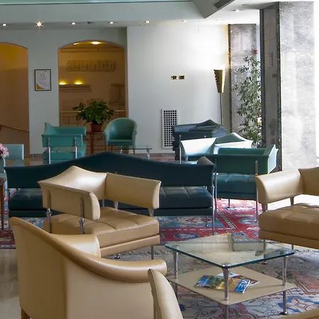 Hotel Sangallo Palace