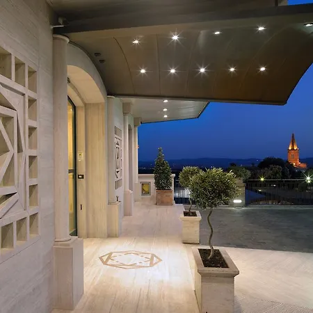 Sangallo Palace 4* Perúgia