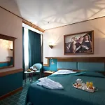 Otel Sangallo Palace 4*