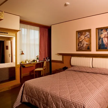Sangallo Palace Hotel 4*