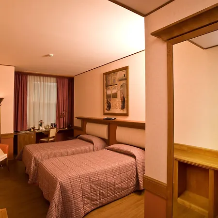 Hotel Sangallo Palace 4*