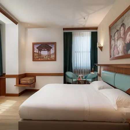 Sangallo Palace