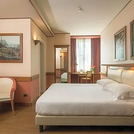 Sangallo Palace 4*