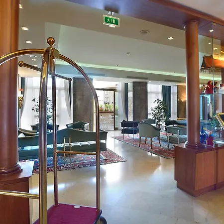 Hotel Sangallo Palace 4*