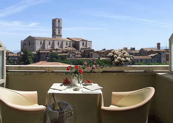 Sangallo Palace فندق بيرودجا